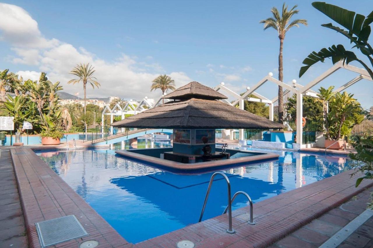 "Vive Benal Beach" Estudio 2501, Vistas Al Mar Y Parque Acuatico Benalmadena Ngoại thất bức ảnh